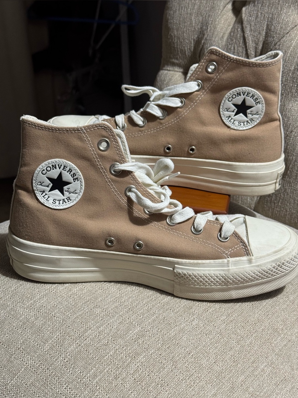 Converse High Top Sneakers - Taupe and White woman’s 9.5 like new tan & White